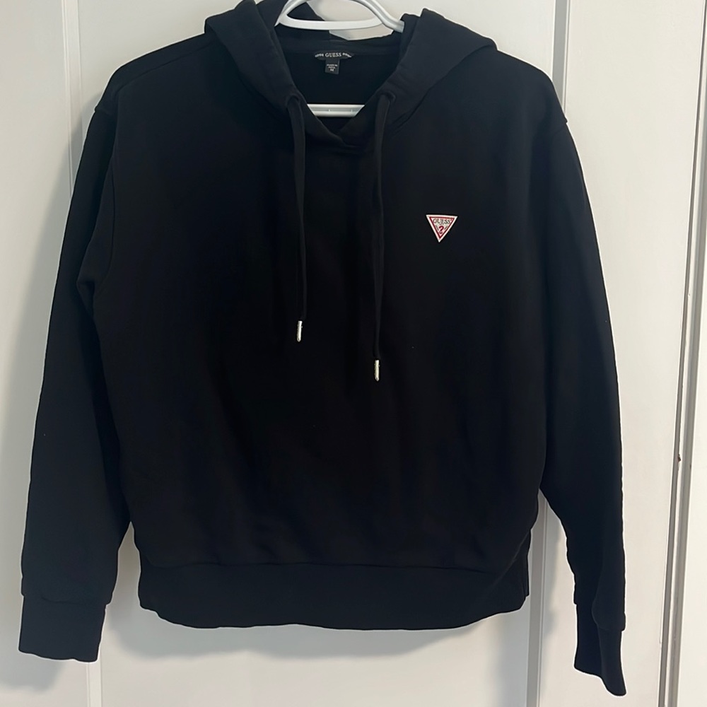 Cropped black GUESS sweater
